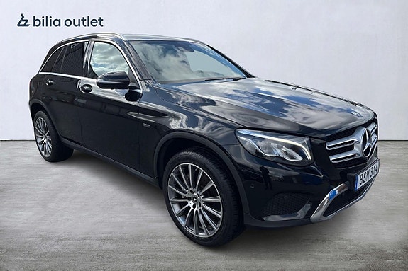 Mercedes-Benz GLC350 e 8 of 26
