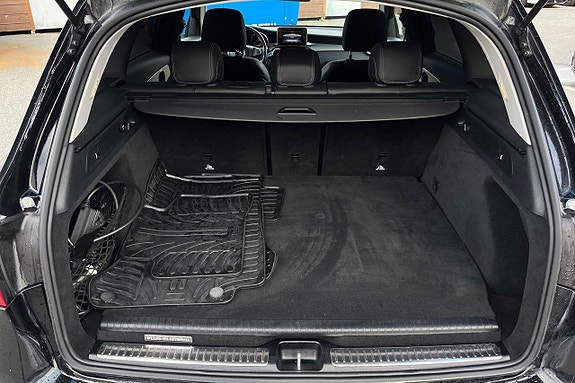 Mercedes-Benz GLC350 e 25 of 26