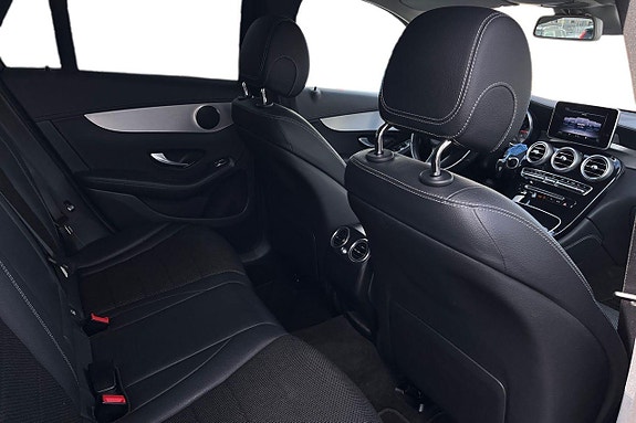 Mercedes-Benz GLC350 e 22 of 26
