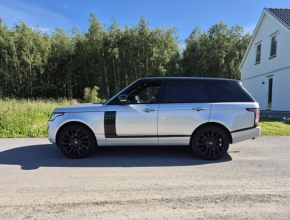 Land Rover Range Rover 13 of 30