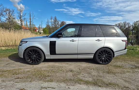 Land Rover Range Rover 3 of 5