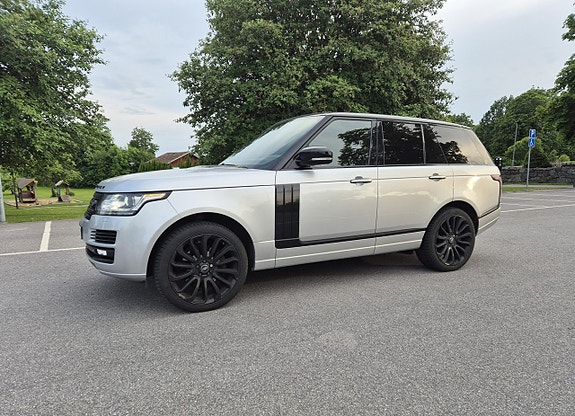 Land Rover Range Rover 12 of 30