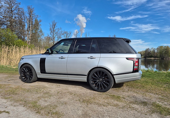 Land Rover Range Rover 10 of 30