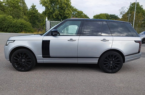 Land Rover Range Rover 25 of 30