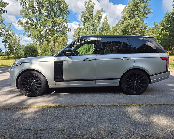 Land Rover Range Rover 3 of 30