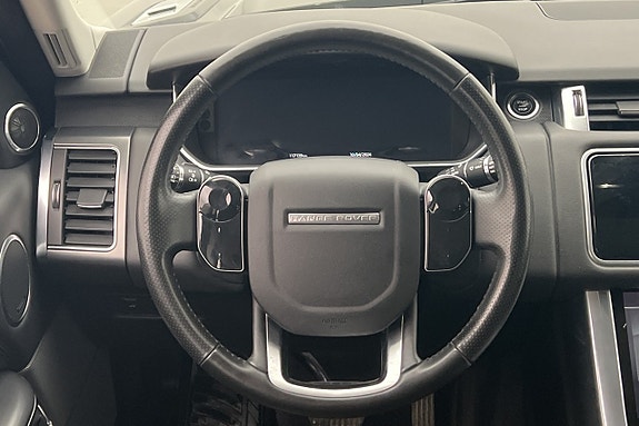 Land Rover Range Rover Sport 9 of 30