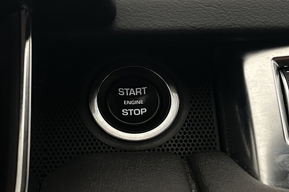 Land Rover Range Rover Sport 25 of 30