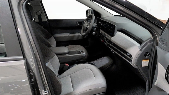 Kia EV3 3 of 12