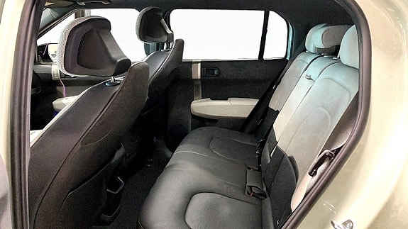 Kia EV3 7 of 10