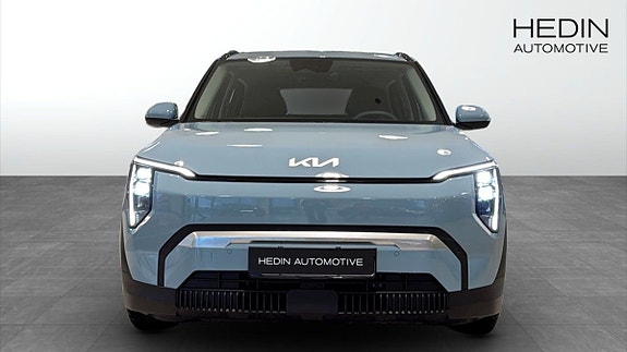 Kia EV3 3 of 11