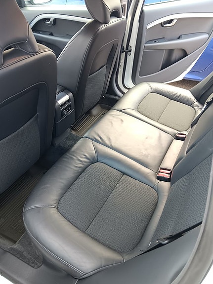 Volvo V70 15 of 26