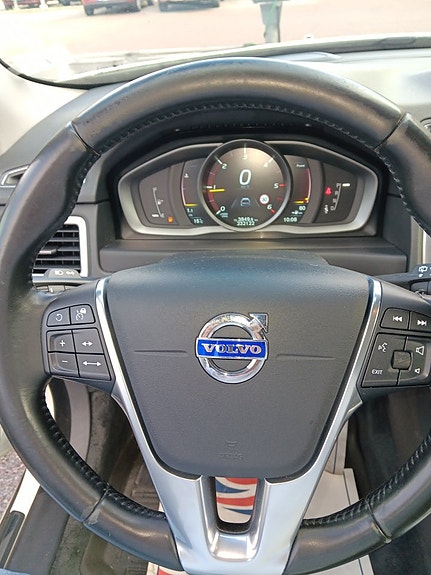 Volvo V70 17 of 26