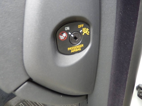 Volvo V70 19 of 25