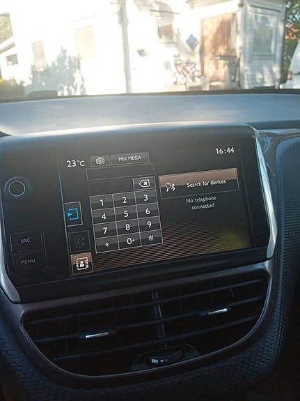 Peugeot 2008 16 of 24