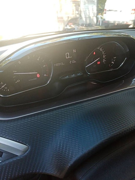 Peugeot 2008 17 of 24