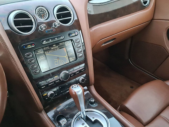 Bentley Continental GT 10 of 27