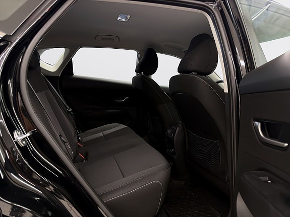 Hyundai Kona 10 of 17