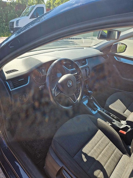 Skoda Octavia 6 of 10