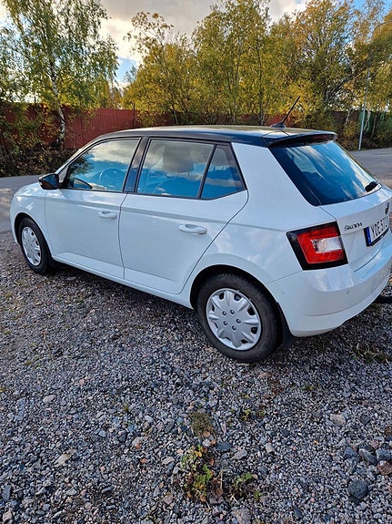 Skoda Fabia 4 of 12