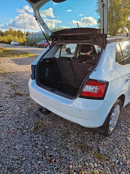Skoda Fabia 5 of 12