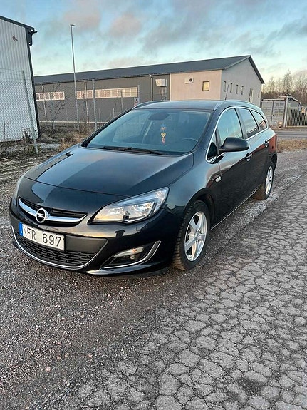 Opel Astra 4 of 5