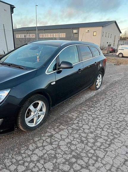 Opel Astra 3 of 5