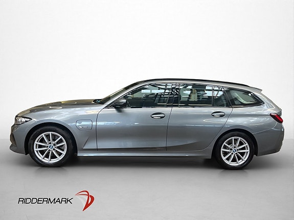 BMW 330e 4 of 30