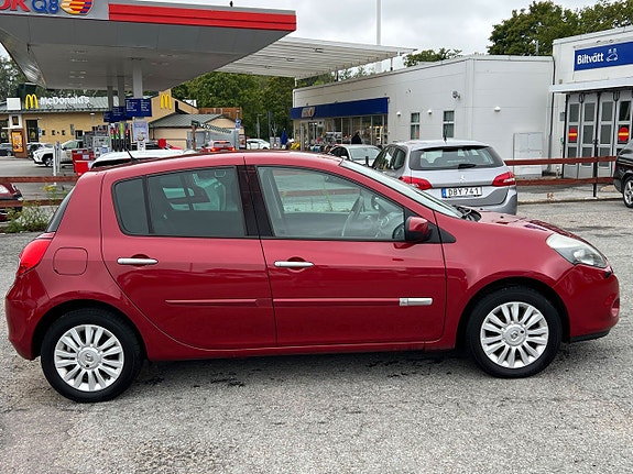 Renault Clio 4 of 18