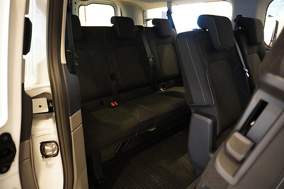 Ford Transit Custom 8 of 9