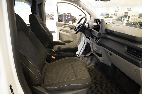 Ford Transit Custom 9 of 9
