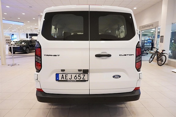 Ford Transit Custom 5 of 9
