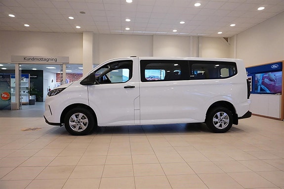 Ford Transit Custom 3 of 9