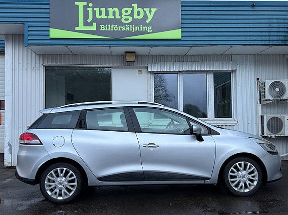 Renault Clio 2 of 5