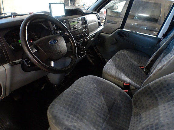 Ford Transit 6 of 16