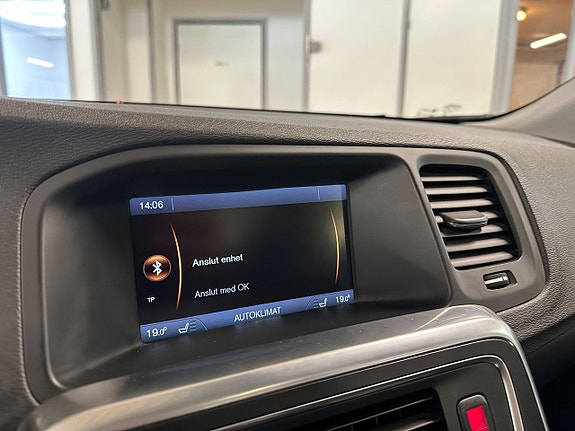 Volvo S60 17 of 18