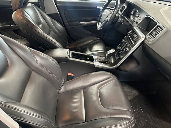 Volvo S60 9 of 18
