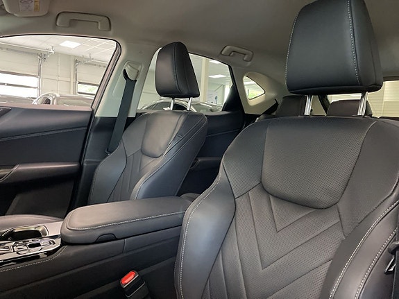 Lexus NX450h+ 23 of 23