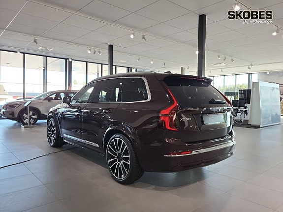 Volvo XC90 5 of 5