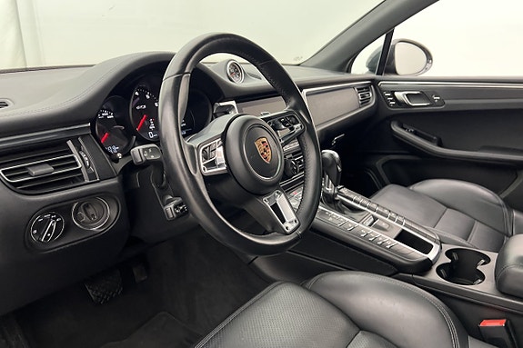 Porsche Macan GTS 13 of 30