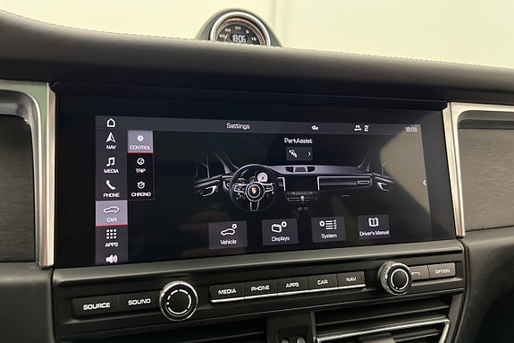 Porsche Macan GTS 30 of 30