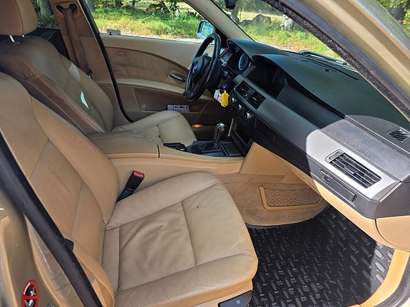 BMW 520 10 of 12