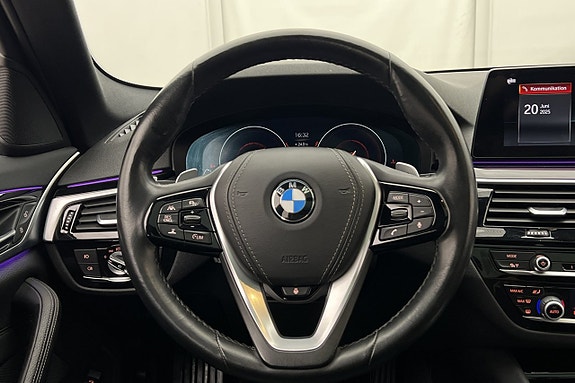 BMW 540i 11 of 30
