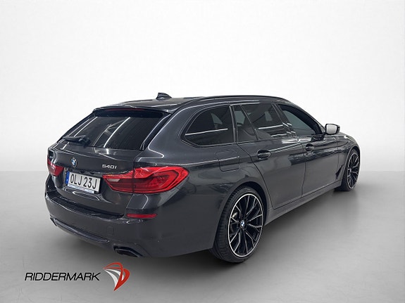 BMW 540i 8 of 30