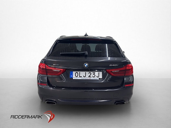 BMW 540i 6 of 30