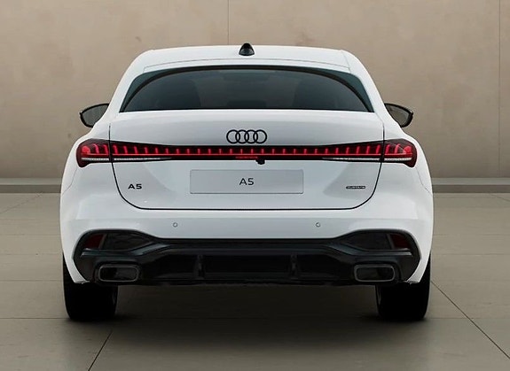 Audi A5 4 of 12