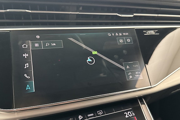 Audi Q8 26 of 30