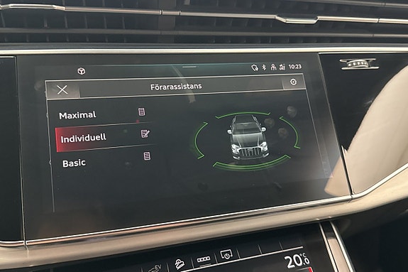 Audi Q8 25 of 30