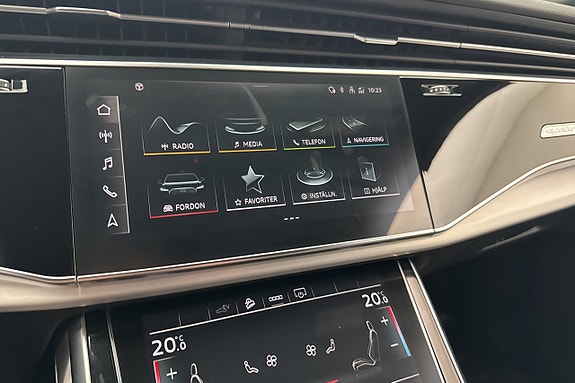 Audi Q8 22 of 30