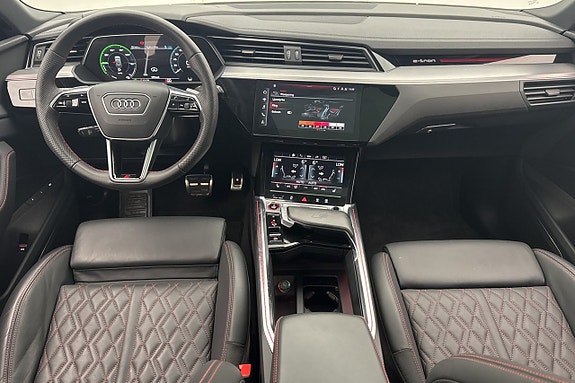 Audi SQ8 e-tron 8 of 30
