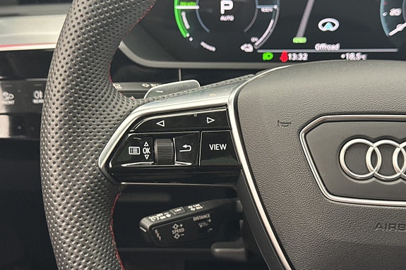 Audi SQ8 e-tron 13 of 30